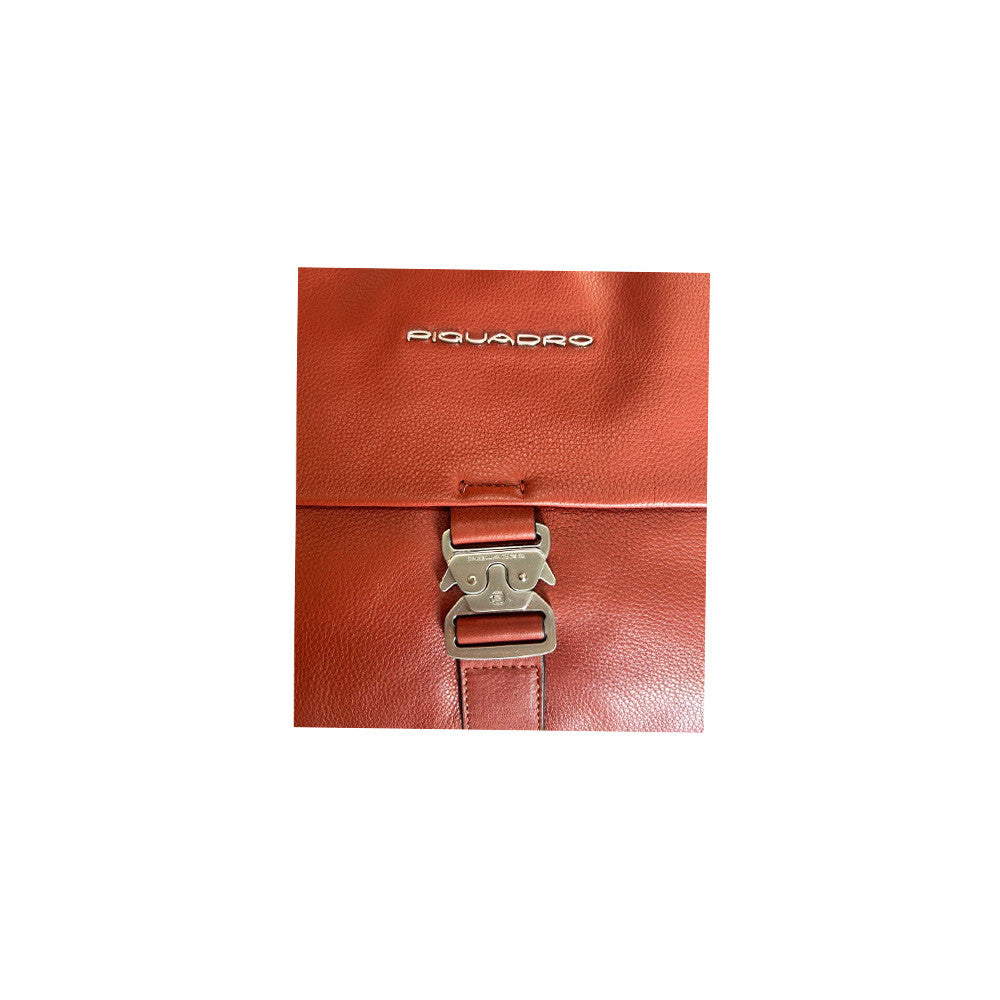 Maletín de Piel Piquadro CA6698S135/AR Color Teja_8508.jpg