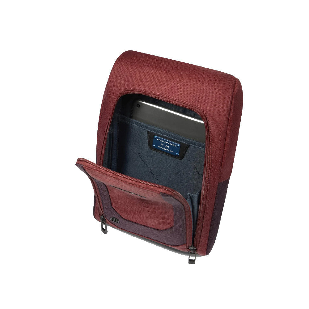 Bandolera Piquadro CA6904S140/CU Color Teja_8552.jpg