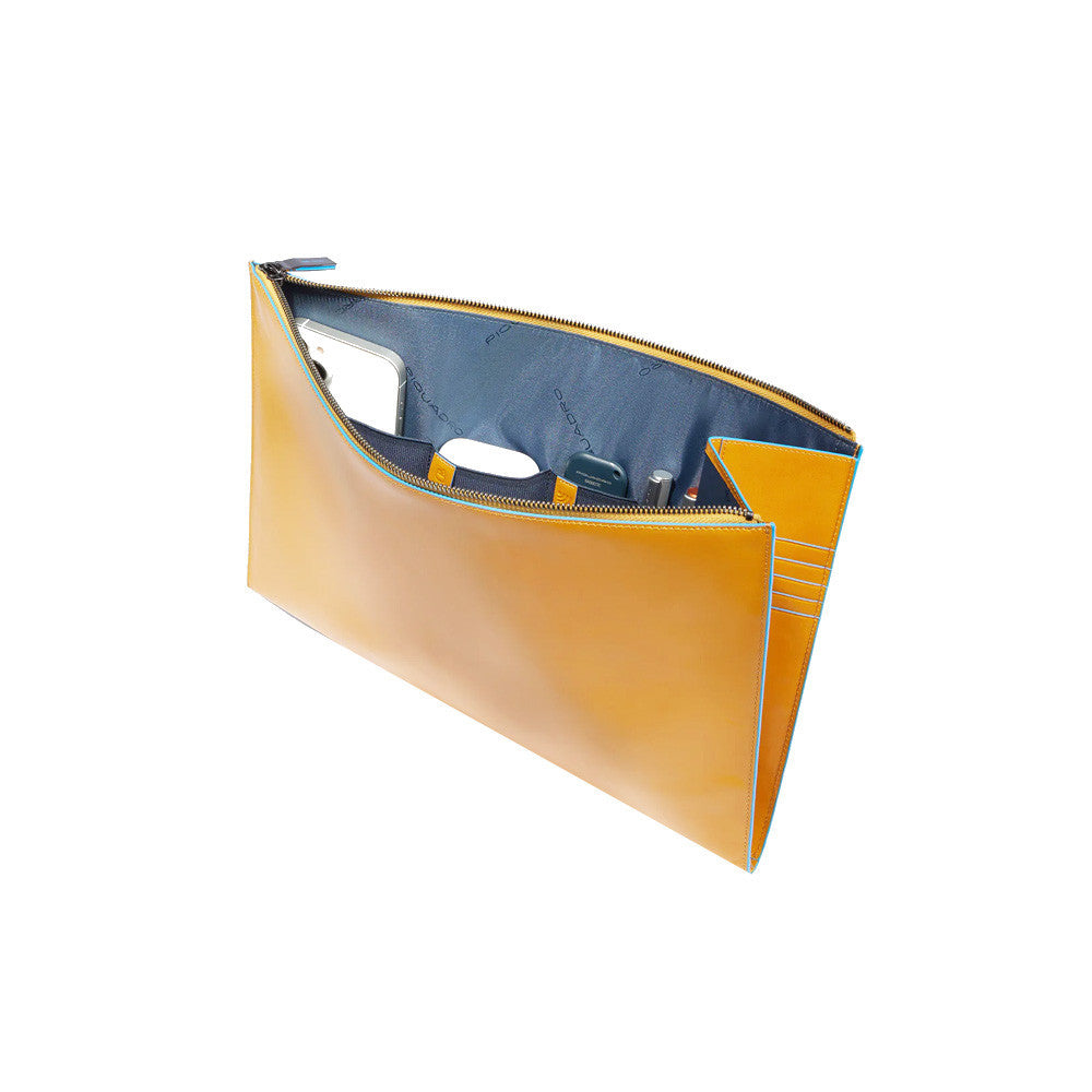 Portadocumentos / Funda Tablet de Piel AC6587B2R/G Piquadro Color Amarillo_5828.jpg