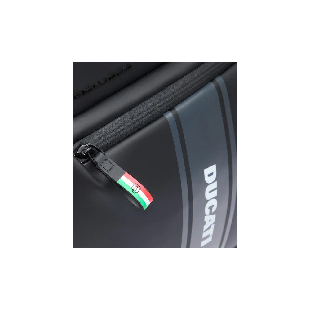 Mochila Piquadro x Ducati CA6465C20W/N Color Negro_7671.jpg