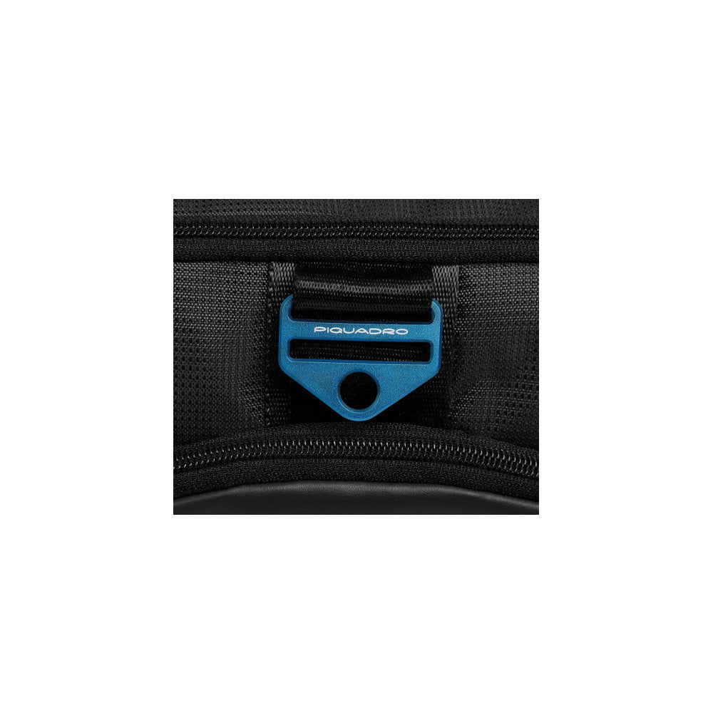 Bandolera Piquadro CA6635S137/N Color Negro_8735.jpg