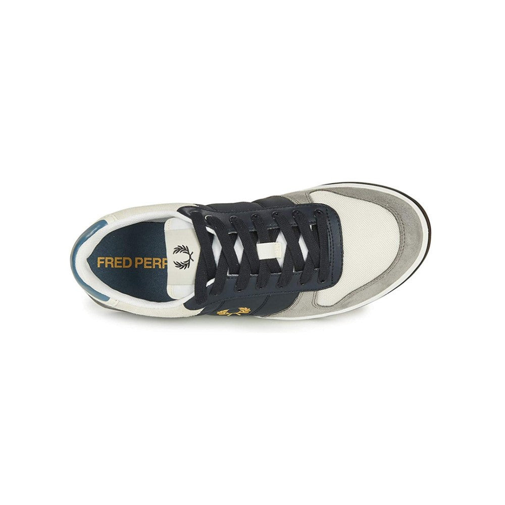 Sneakers de Ante Fred Perry B8294 Color Blanco y Azul Marino_599.jpg