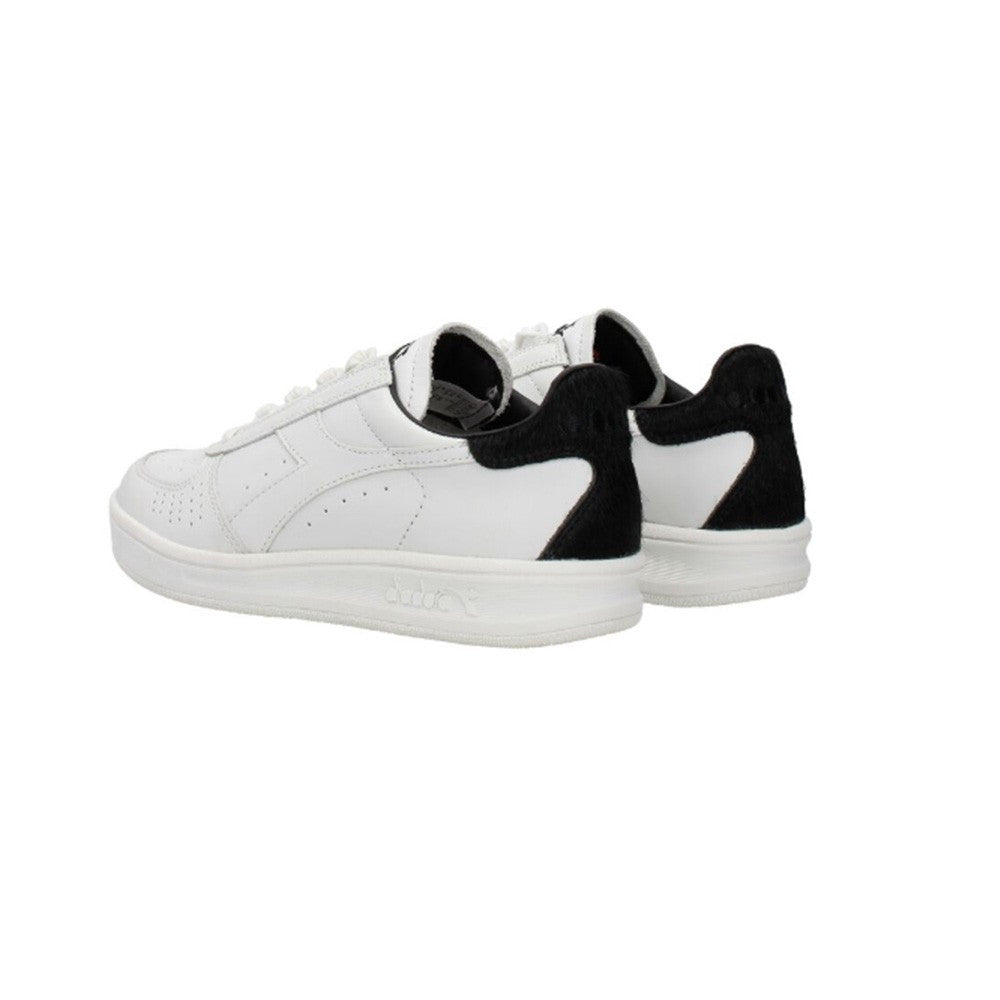 Sneakers de Piel Diadora B.Elite Horsy Used 171433 C0351 Color Blanco_361.jpg