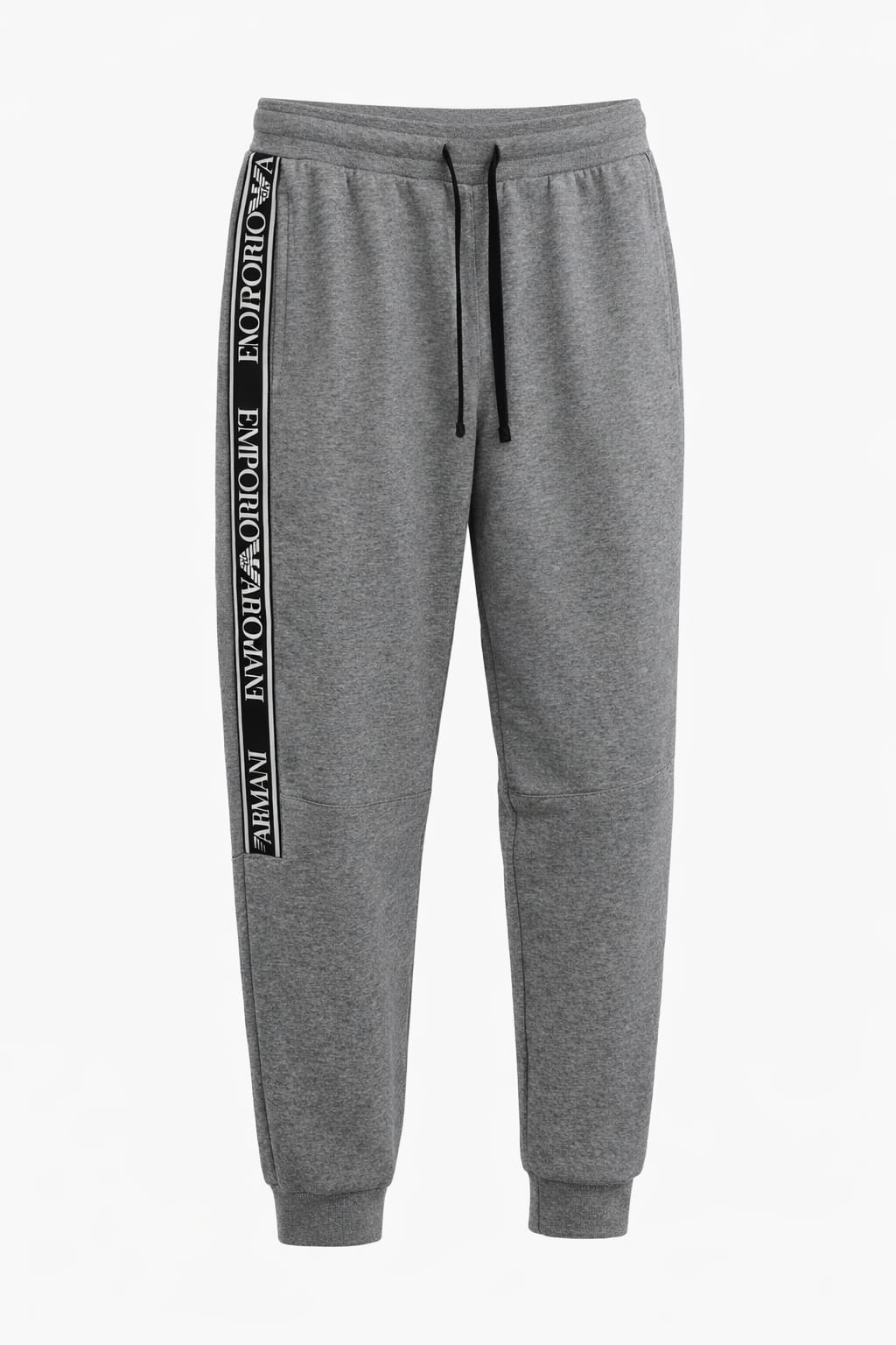 Lote Stock-Mix 1022 de 25 prendas de EA7 EMPORIO ARMANI. Hombre. Primavera-Verano