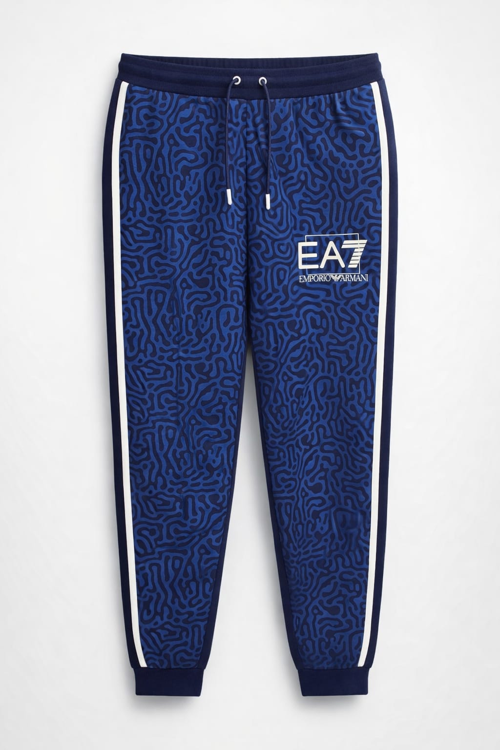 Lote Stock-Mix 1024 de 26 prendas de EA7 EMPORIO ARMANI. Hombre. Primavera-Verano