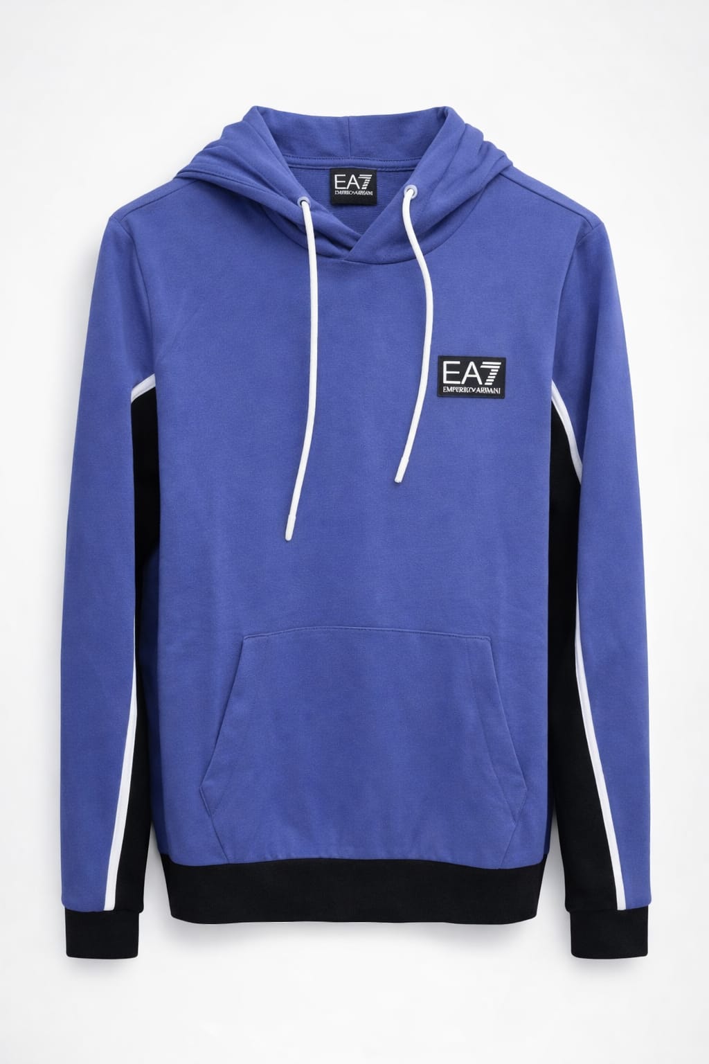 Lote Stock-Mix 1024 de 26 prendas de EA7 EMPORIO ARMANI. Hombre. Primavera-Verano
