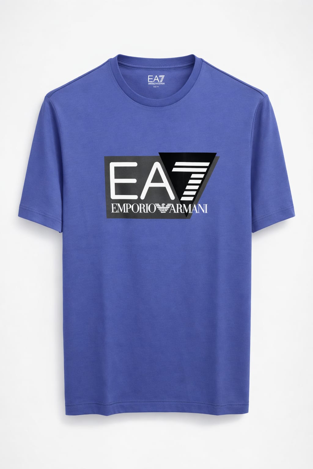 Lote Stock-Mix 1024 de 26 prendas de EA7 EMPORIO ARMANI. Hombre. Primavera-Verano