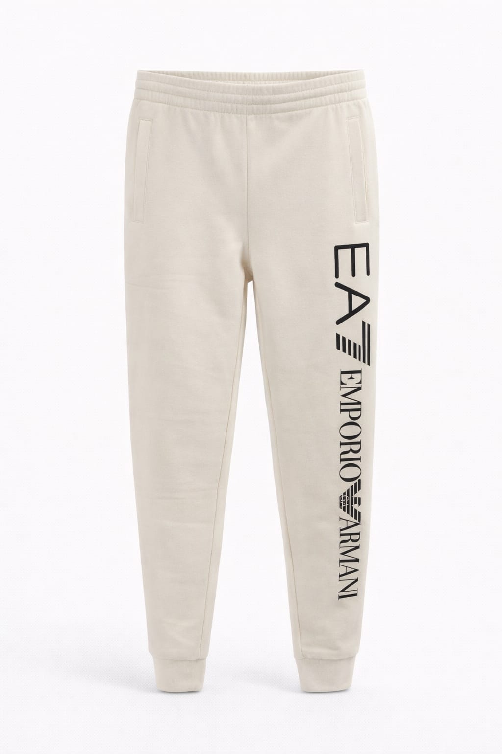 Lote Stock-Mix 1026 de 26 prendas de EA7 EMPORIO ARMANI. Hombre. Primavera-Verano