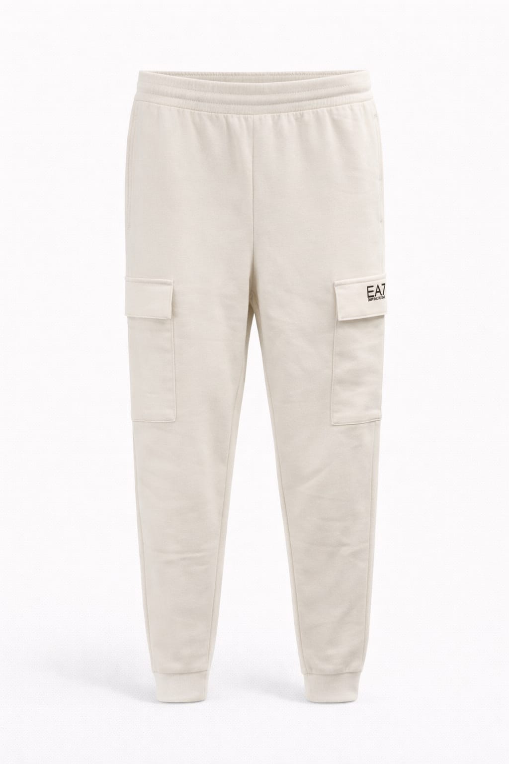 Lote Stock-Mix 1026 de 26 prendas de EA7 EMPORIO ARMANI. Hombre. Primavera-Verano