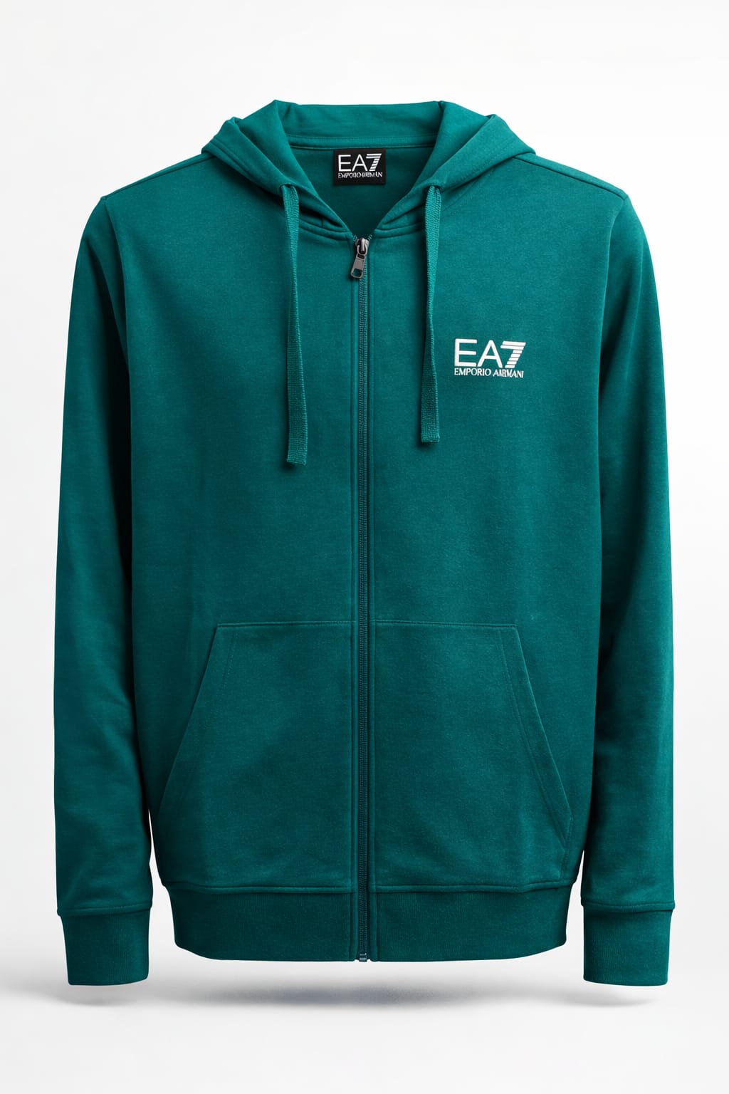Lote Stock-Mix 1026 de 26 prendas de EA7 EMPORIO ARMANI. Hombre. Primavera-Verano