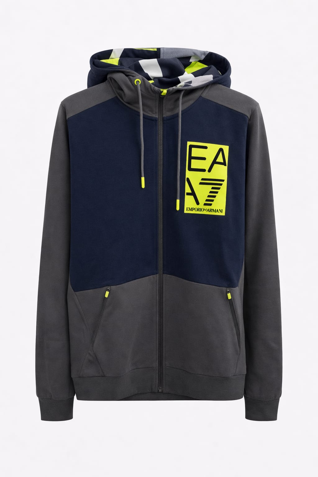 Lote Stock-Mix 1027 de 26 prendas de EA7 EMPORIO ARMANI. Hombre. Primavera-Verano