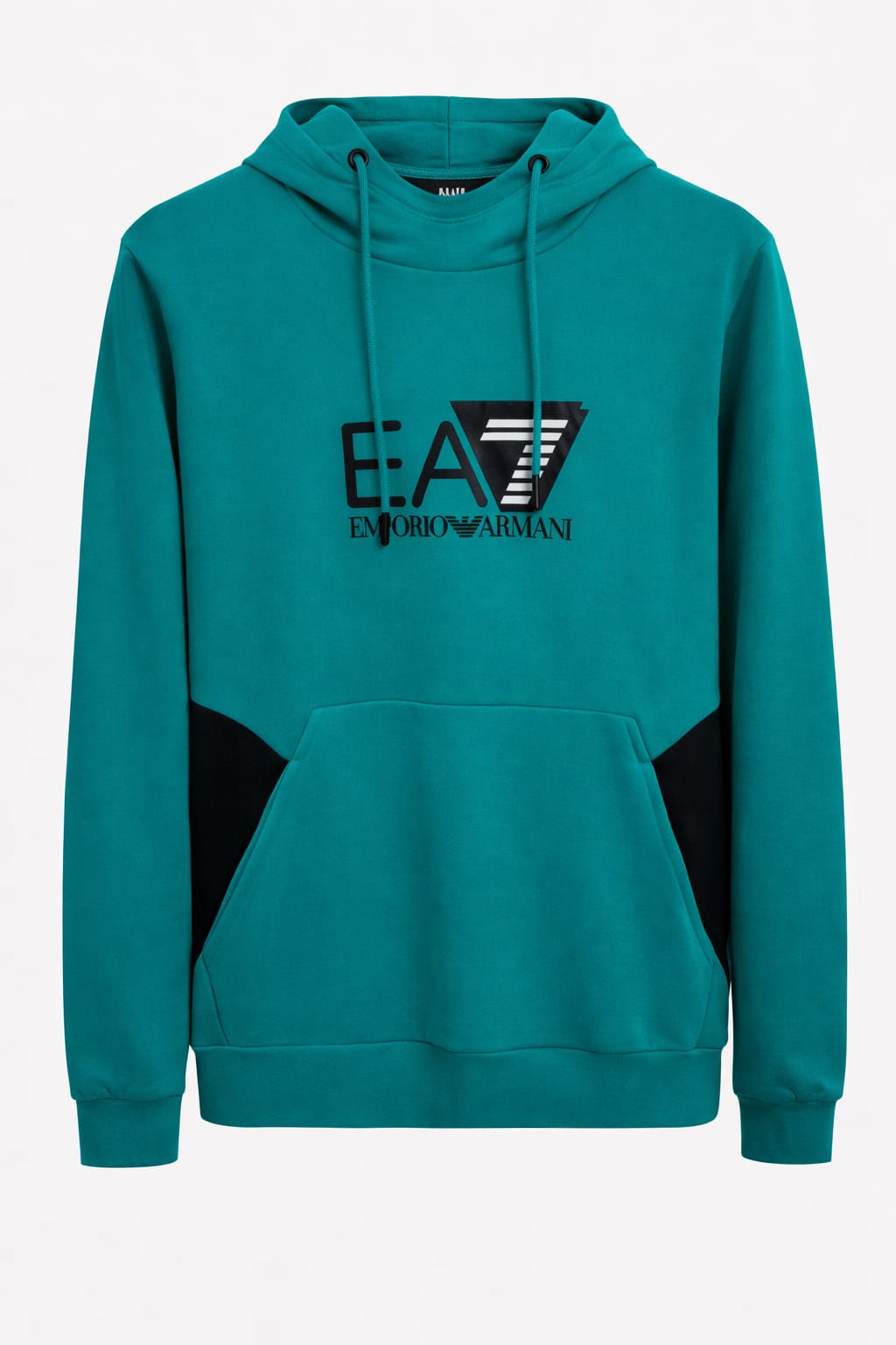 Lote Stock-Mix 1027 de 26 prendas de EA7 EMPORIO ARMANI. Hombre. Primavera-Verano