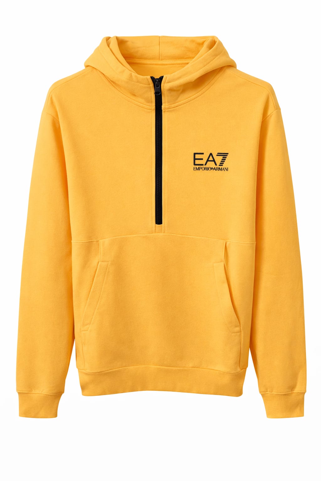 Lote Stock-Mix 1031 de 26 prendas de EA7 EMPORIO ARMANI. Hombre. Primavera-Verano