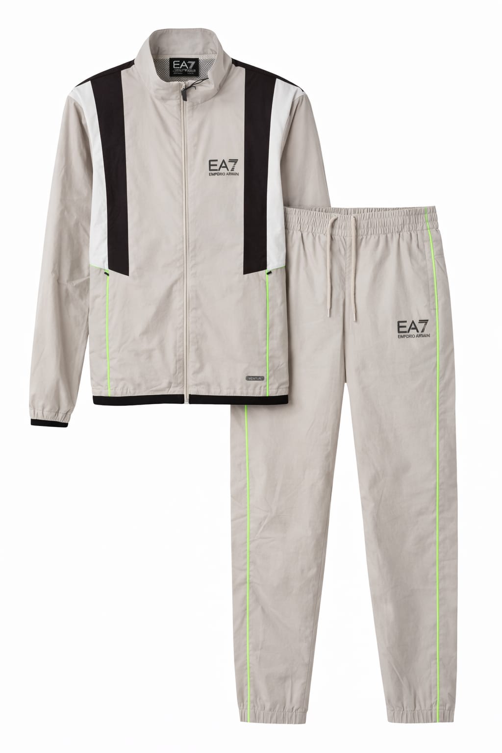 Lote Stock-Mix 1031 de 26 prendas de EA7 EMPORIO ARMANI. Hombre. Primavera-Verano