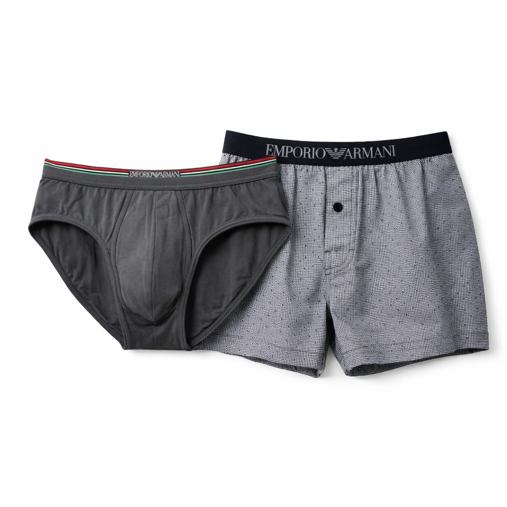 Lote Stock-Mix 1033 de 20 prendas de Íntimo EA7 EMPORIO ARMANI. Hombre. Primavera-Verano