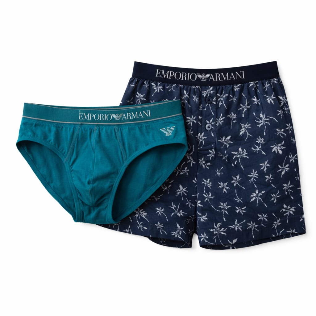 Lote Stock-Mix 1033 de 20 prendas de Íntimo EA7 EMPORIO ARMANI. Hombre. Primavera-Verano
