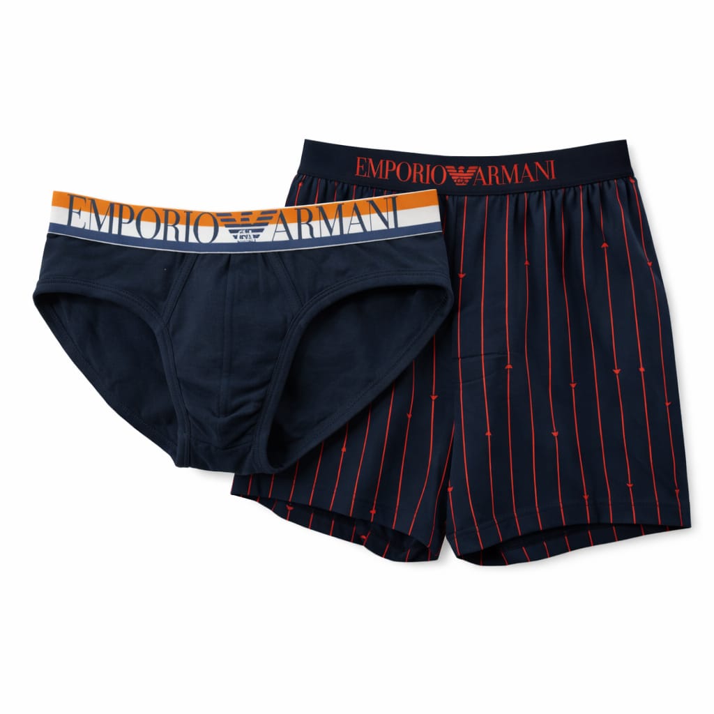 Lote Stock-Mix 1033 de 20 prendas de Íntimo EA7 EMPORIO ARMANI. Hombre. Primavera-Verano