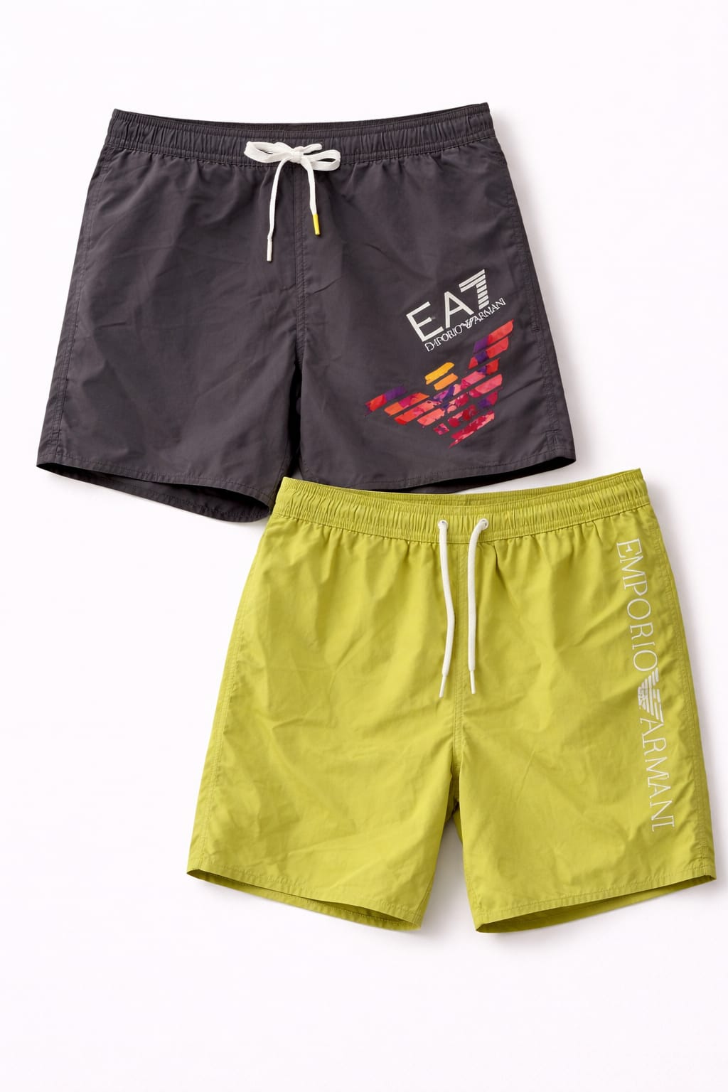 Lote Stock-Mix 1042. De 25 Bañadores de Hombre de EA7 Emporio Armani. Temporada Verano.