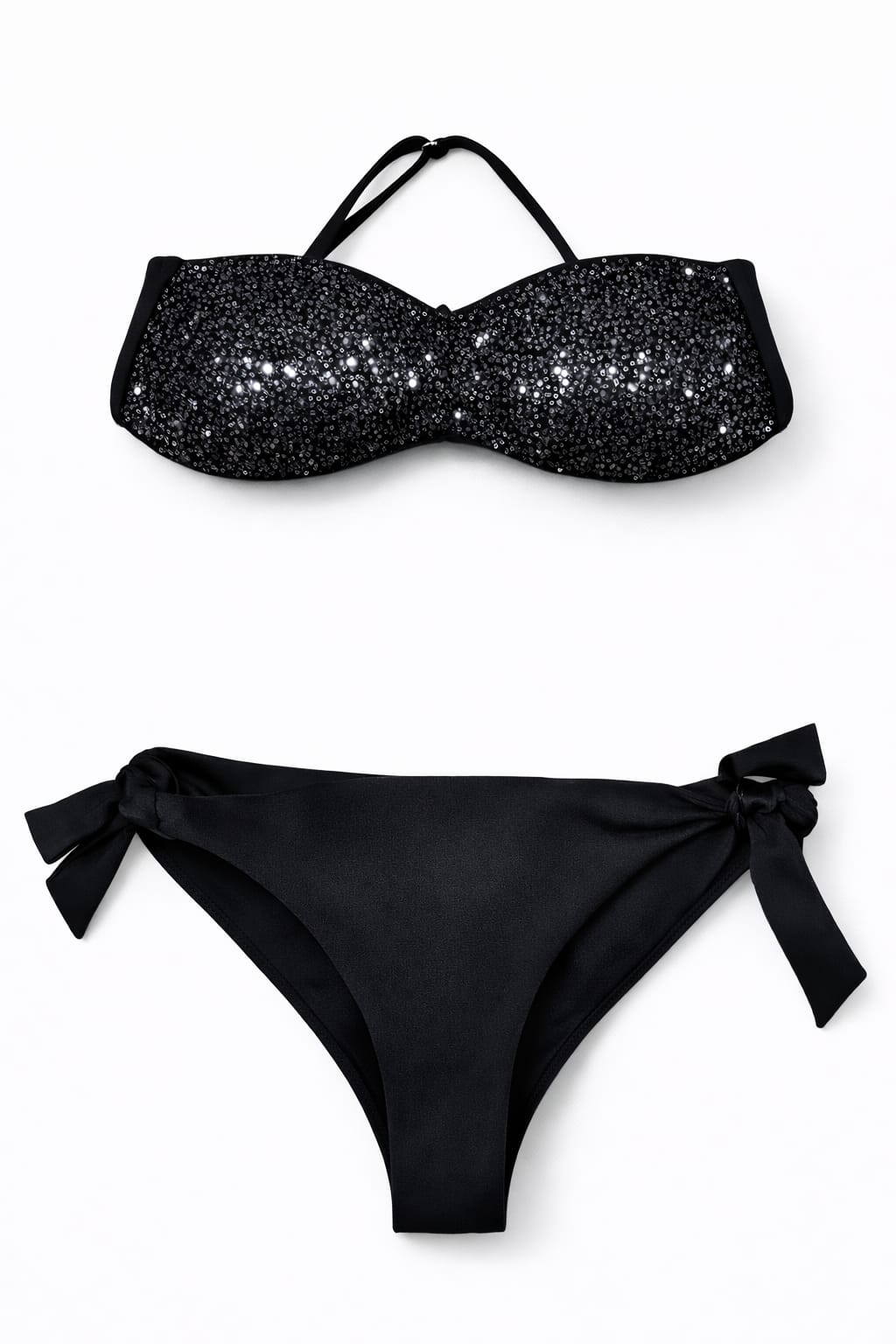 Lote Stock-Mix 1046. De 24 Bañadores y Bikinis de EA7 Emporio Armani. Temporada Verano.