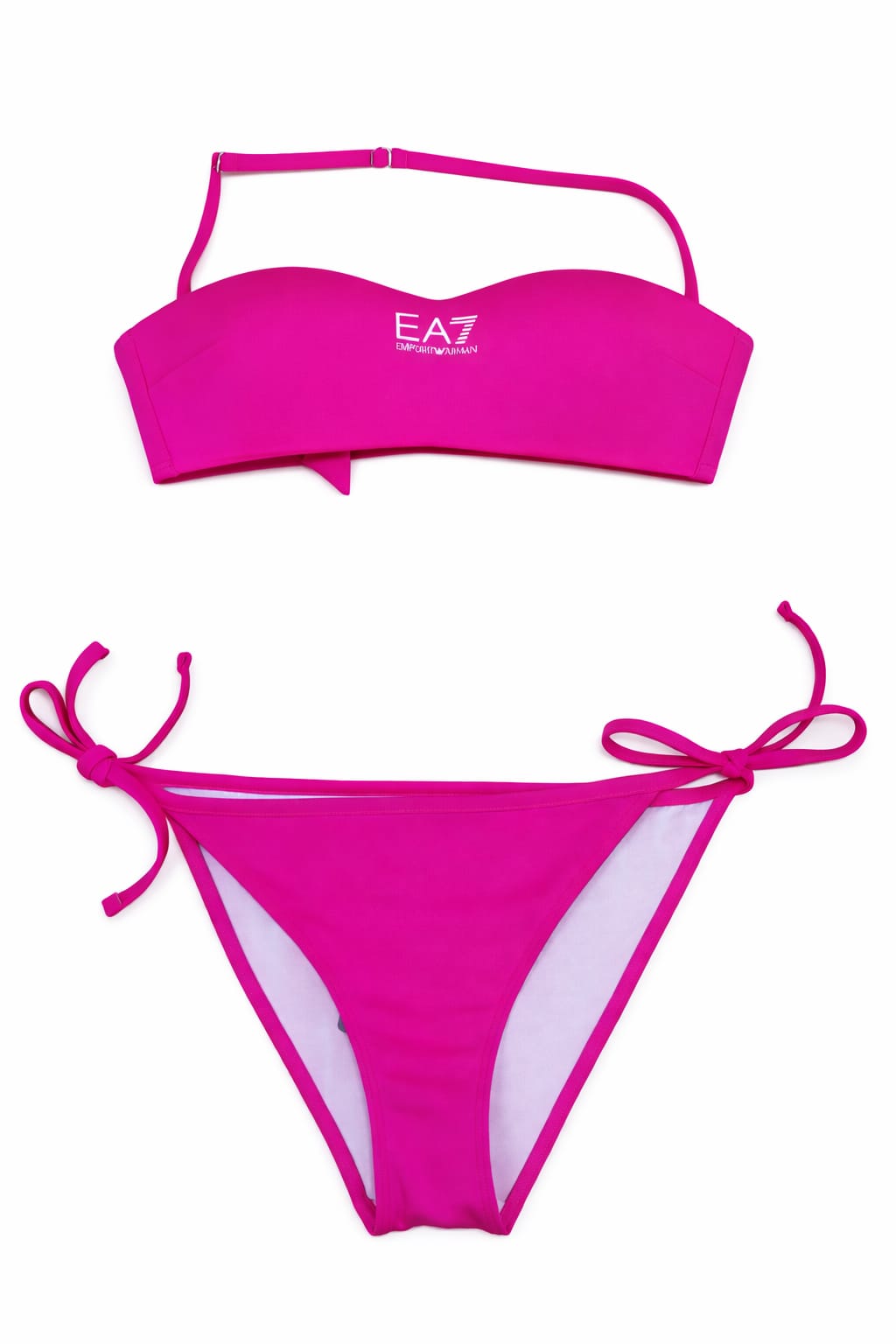 Lote Stock-Mix 1047. De 24 Bañadores y Bikinis de EA7 Emporio Armani. Temporada Verano.
