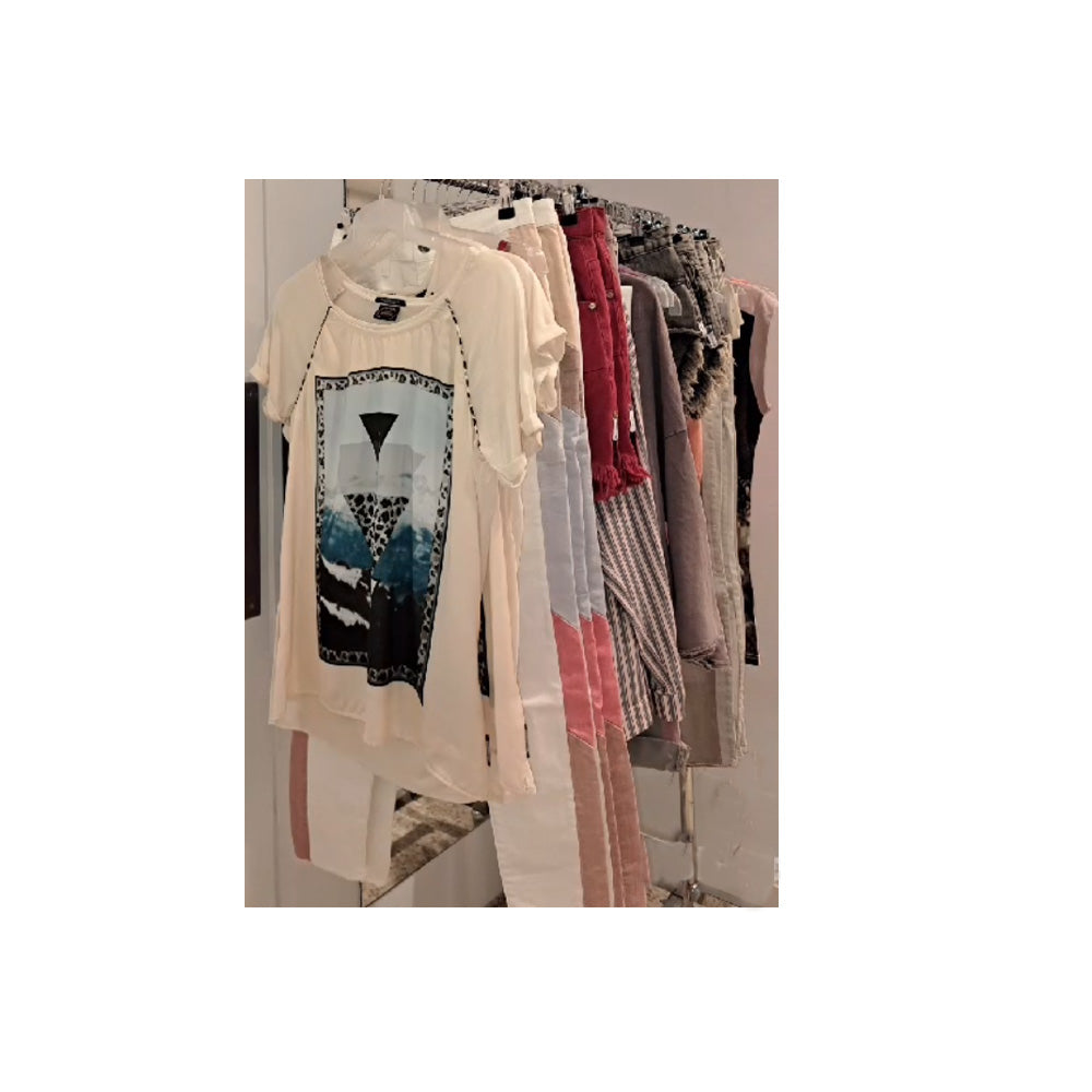 Lote Stock-Mix 172 de 37 prendas, calzado y accesorios de mujer. MULTIMARCA.