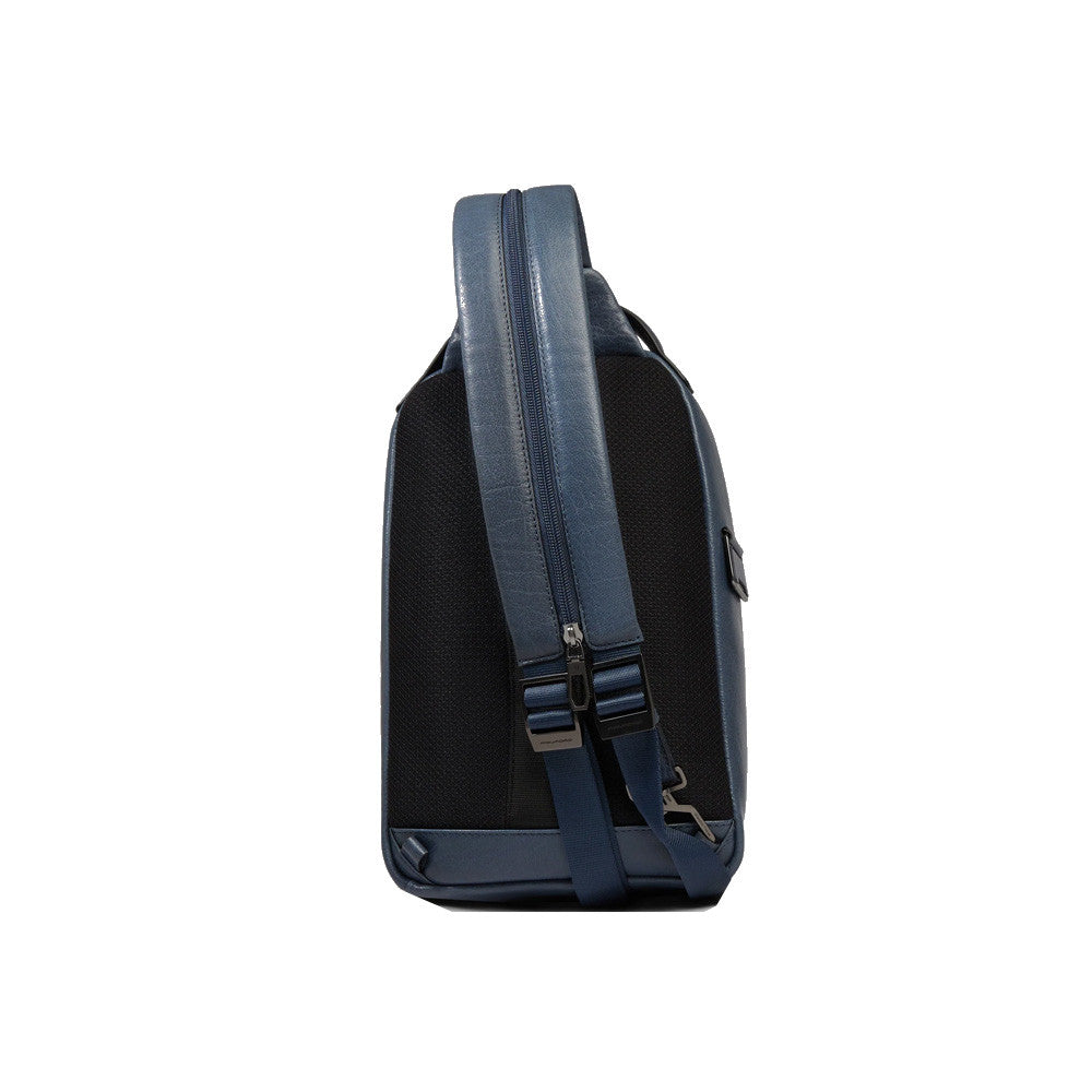 Bandolera / Mochila de Piel Piquadro CA7028S141/AV Color Marino_8514.jpg