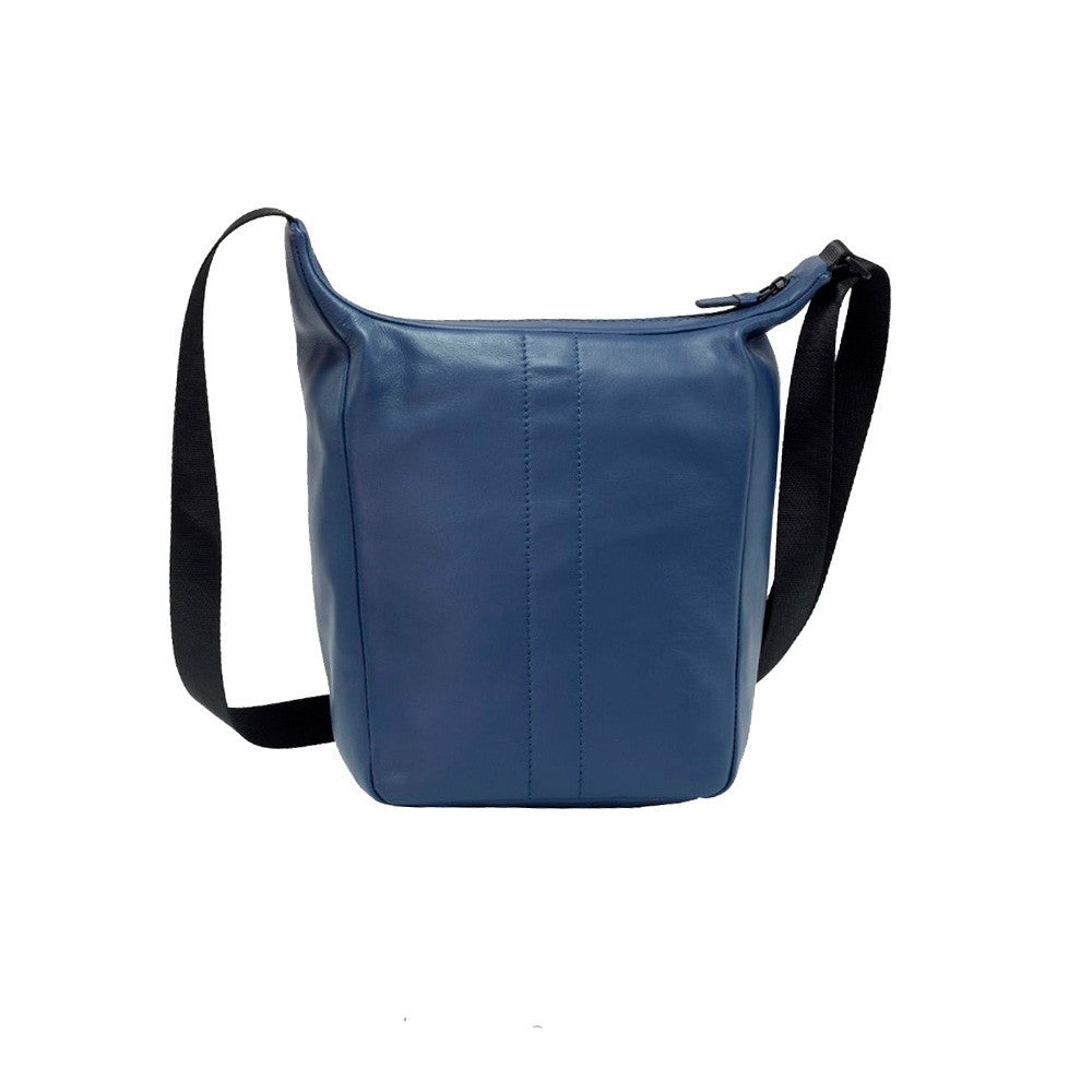 Bandolera de Piel Piquadro CA4797W97/BLU Color Marino_3264.jpg