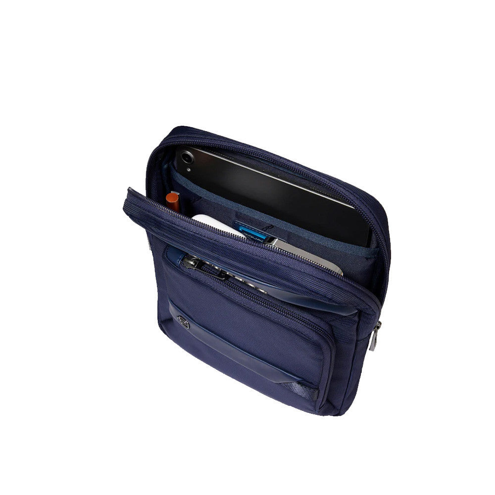 Bandolera Piquadro CA1816W132/BLU Color Marino_5338.jpg