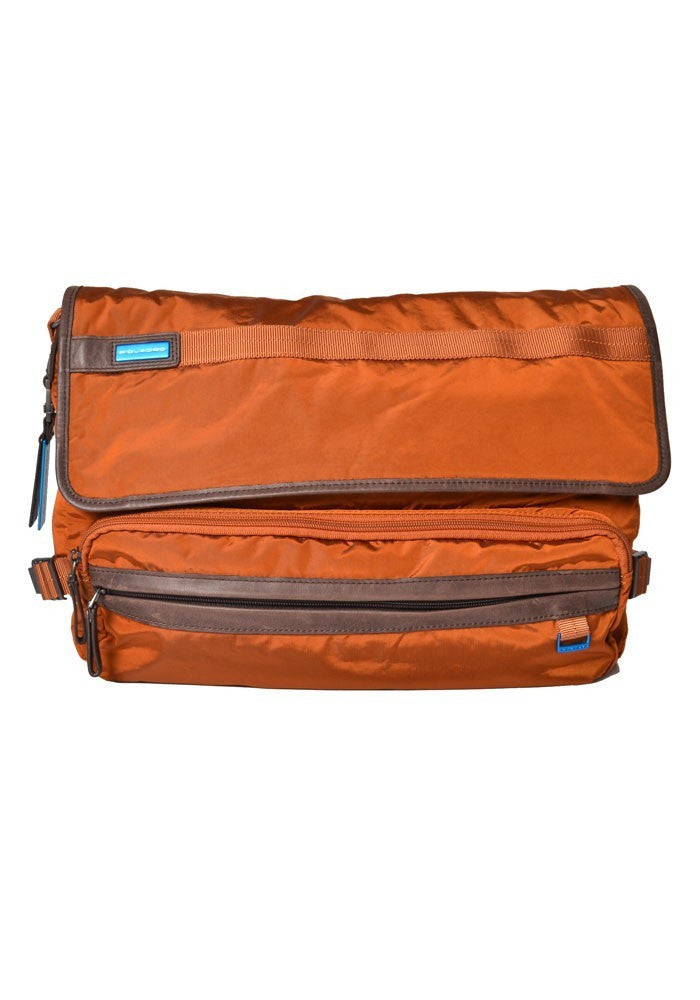 Bolso Piquadro CA2473NI Color Naranja y Marrón_25.jpg
