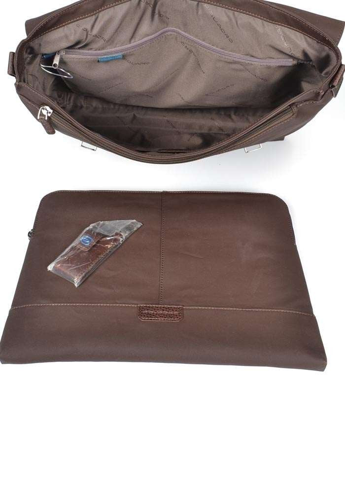 Bolso Piquadro CA3175W65 Color marrón_58.jpg
