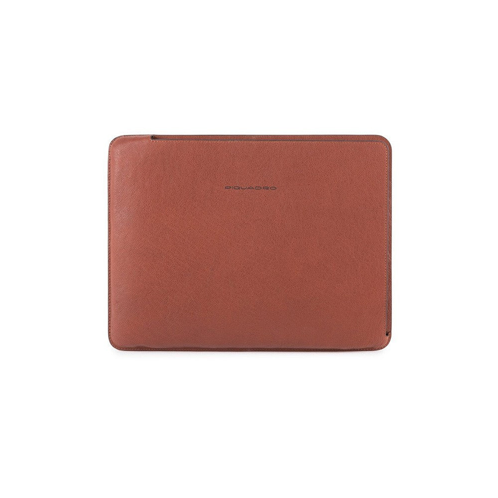Funda de Piel para Tablet o Ipad Piquadro AC5205B3/CU Color Cuero_930.jpg