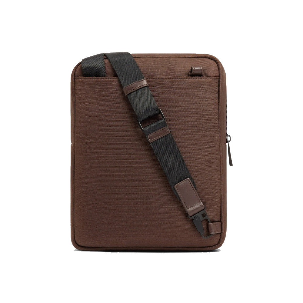 Bandolera Piquadro CA1816W129/M2 Color Marrón Claro_8557.jpg