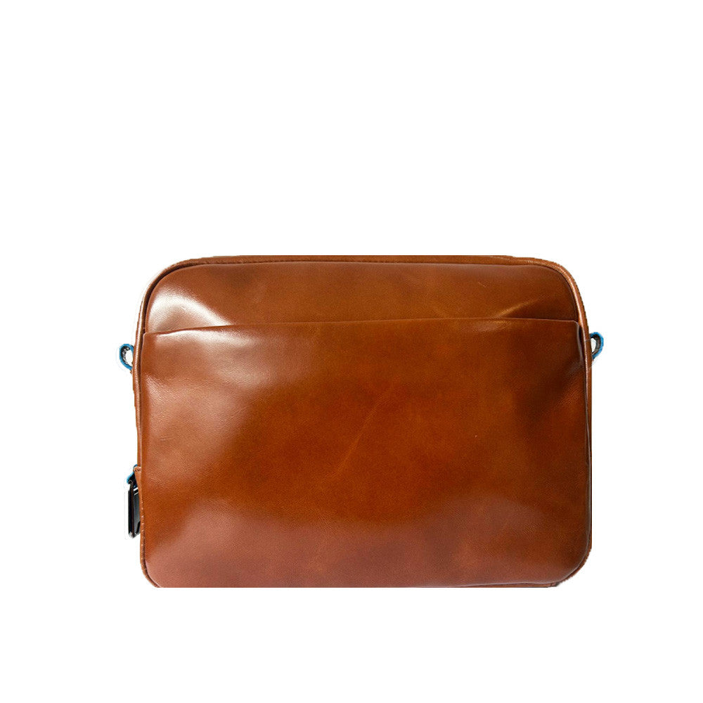 Bandolera de Piel Piquadro CA6588B2/M Color Marrón_8581.jpg